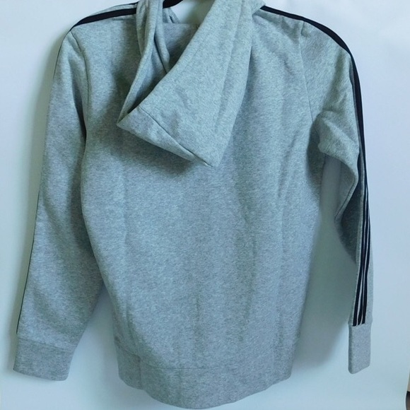 *SOLD* Adidas gray sweater - Picture 8 of 8